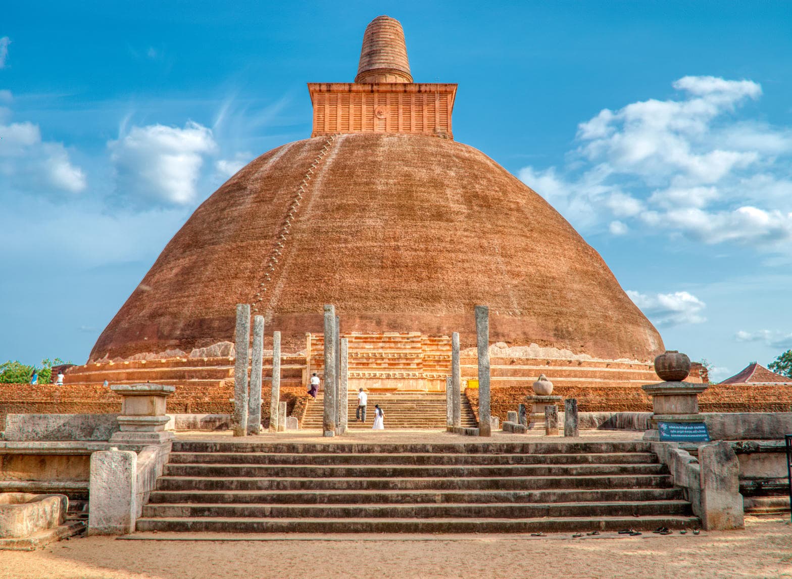 Jetavanaramaya stupa, ancient Anuradhapura